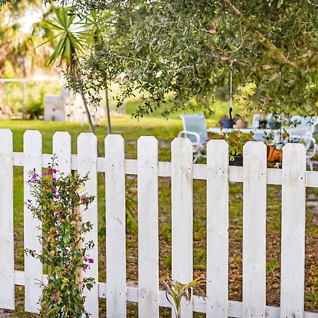 Welcome To The Cottage: A Home Away From Home Port St. Lucie Buitenkant foto