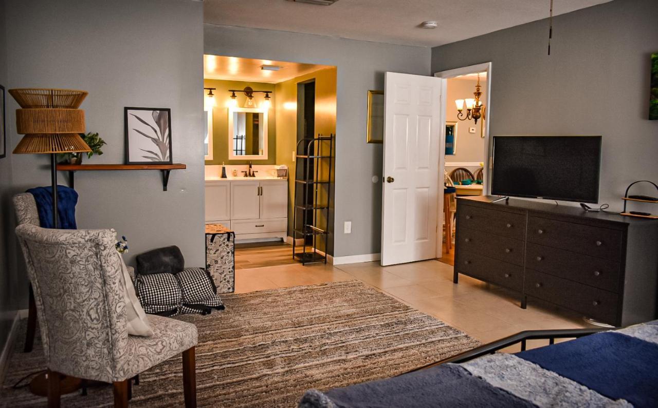 Welcome To The Cottage: A Home Away From Home Port St. Lucie Buitenkant foto